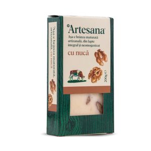 Branza de vaca maturata Artesana, cu miez de nuca, 200 g