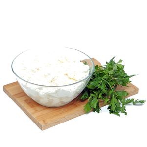 Branza grasa de vaci, +/- 1 kg