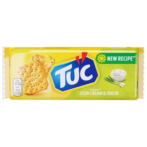 Biscuiti cu smantana si ceapa Tuc, 100 g