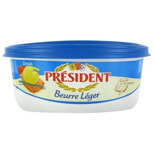 Unt tartinabil nesarat President, 40% grasime, 250 g