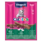 recompensa-pentru-pisici-vitakraft-cat-stick-mini-rata-si-iepure-18-g-8908746555422.jpg