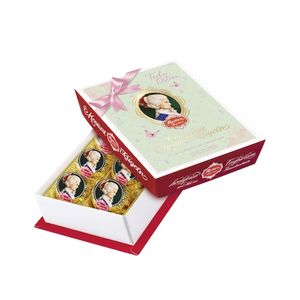 Praline din ciocolata cu lapte Reber Portret Constanze Easter, 6 buc, 120 g