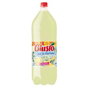 Bautura carbogazoasa cu aroma de soc si lamaie Giusto, 2.5 l