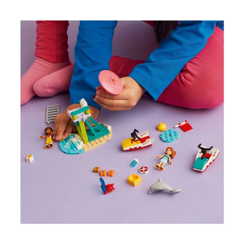42623-lifestyle-build-crop