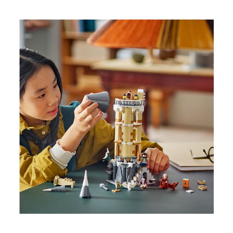 76430-lifestyle-build-crop