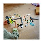 60405-lifestyle-build-crop
