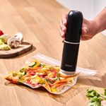 aparat-vertical-de-vidat-qilive-q-5577-autonomie-80-minute-negru