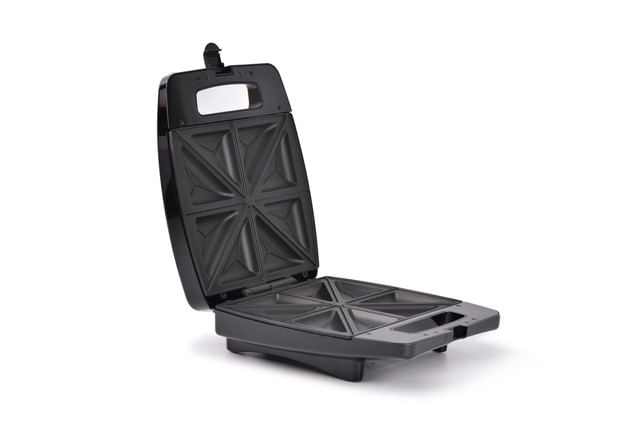 sandwich-maker-qilive-q-5104-1400w-placi-antiaderente-capacitate-4-felii-indicator-luminos-negru