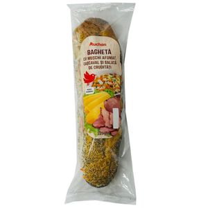 Bagheta cu muschi afumat, cascaval si salata de cruditati Auchan, 225 g