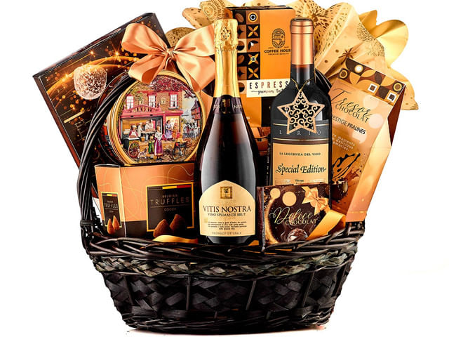 cos-pentru-cadou-sparkling-edition-vin-spumant-vin-rosu-panettone-cafea-si-dulciuri