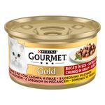 -gourmet-gold-cu-pui-si-somon-in-sos-hrana-umeda-pentru-pisici-85g