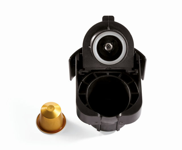 espressor-capsule-3-in-1-qilive-q-5720-compatibil-cu-capsule-nesspreso-l-or-clasic-dolce-gusto-si-senseo-clasic-alb