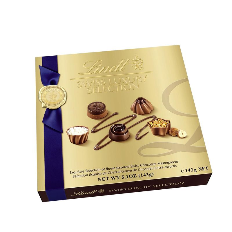 praline-asortate-lindt-swiss-luxury-selection-143-g