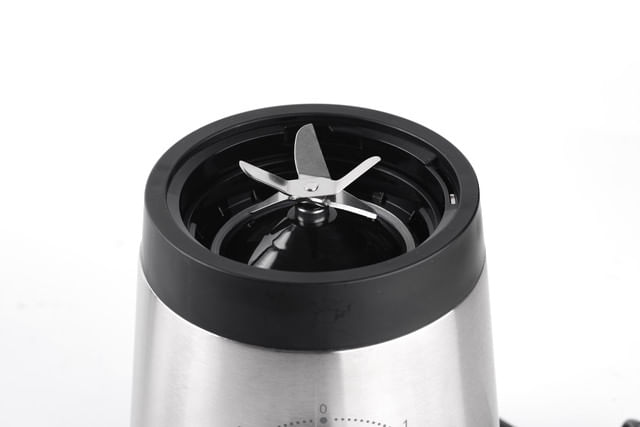 blender-qilive-q-5788-700w-capacitate-1-5-l-functie-pulse-argintiu