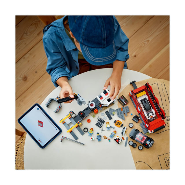 60472-lifestyle-build-crop