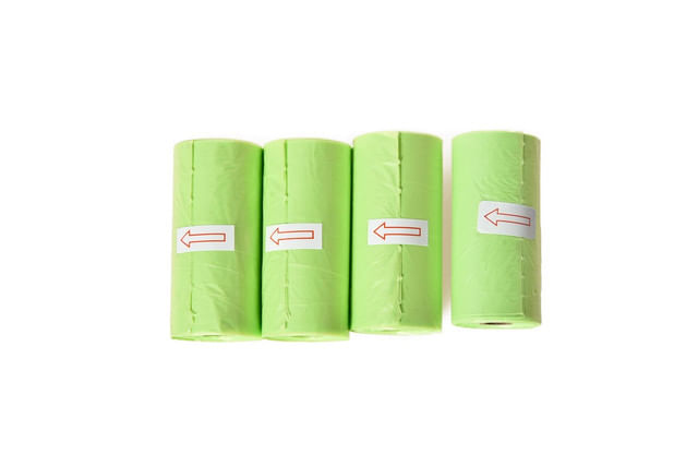 pungi-igienice-biodegradabile-auchan-4-x-20-bucati-verde